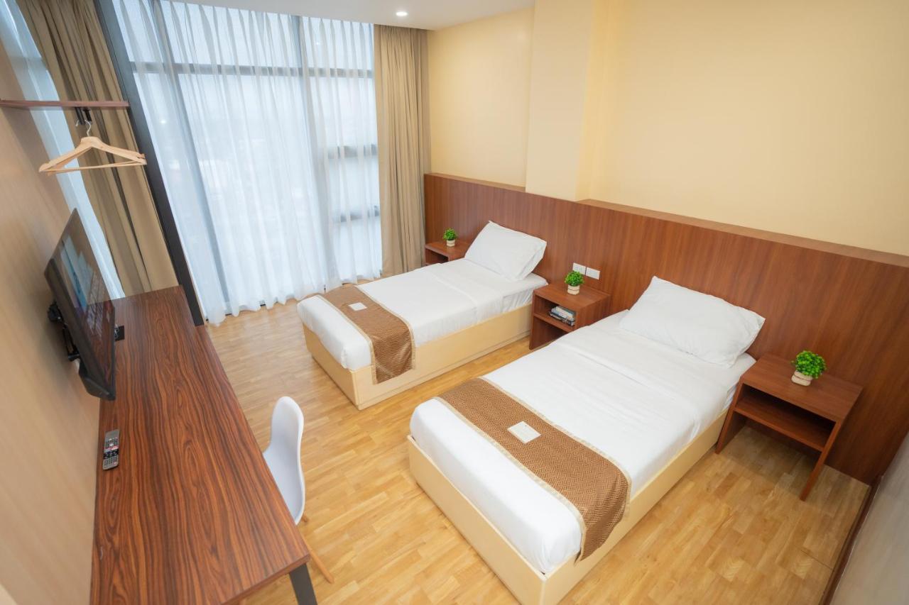 Sundaze Dormitel Hotel Naga Kültér fotó