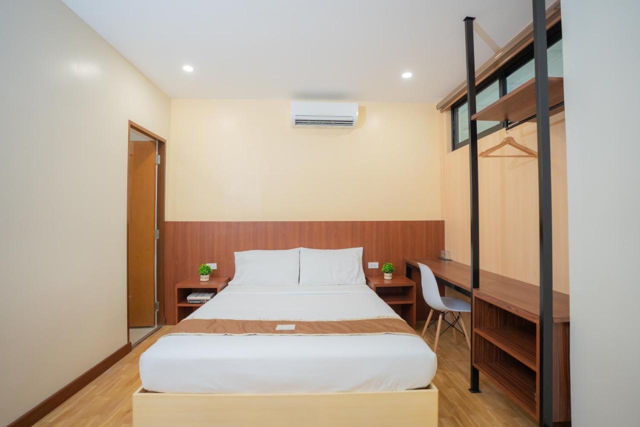 Sundaze Dormitel Hotel Naga Kültér fotó